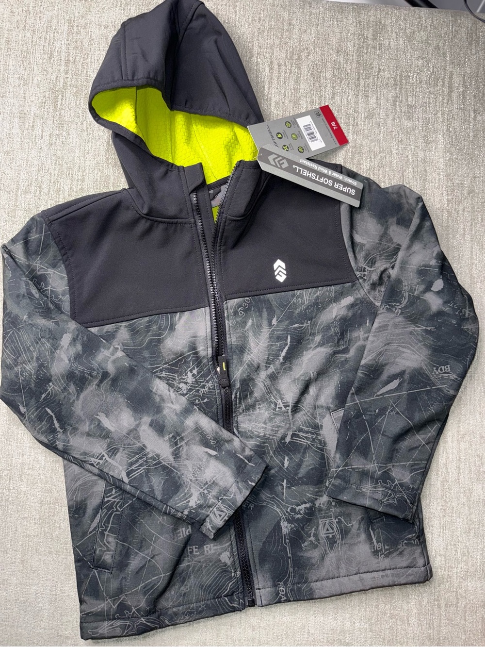 NWT Free Country Boys 7/8 Super Softshell Map Print Hooded Jacket